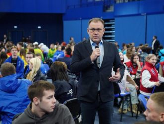 Илья Середюк поздравил кузбасских студентов с наступающим праздником