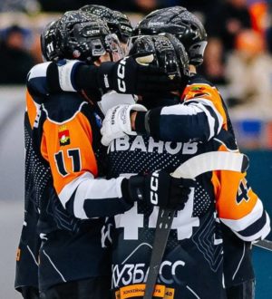 Хоккейный «Кузбасс» обыграл нижегородский «Старт» с крупным счетом