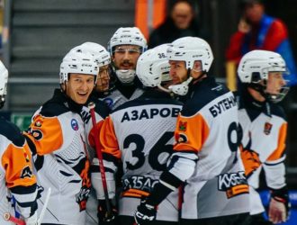 Хоккейный «Кузбасс» идет без потерь в Чемпионате страны