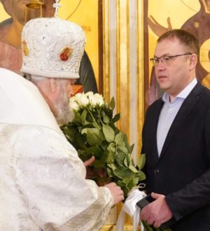 Илья Середюк поздравил митрополита Кемеровского и Прокопьевского Аристарха с днем рождения