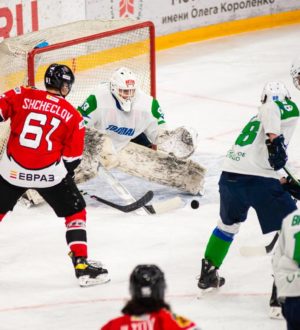 «Кузнецкие Медведи» уступили лидеру «серебряного» дивизиона