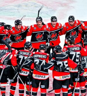 Новокузнецкий «Металлург» дома одолел рязанских «десантников»