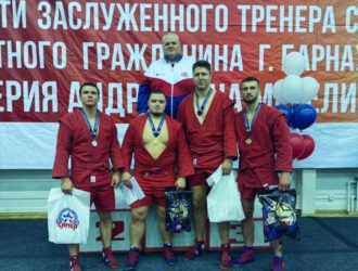Кузбасские самбисты завоевали два золота и два серебра на всероссийском турнире в Алтайском крае