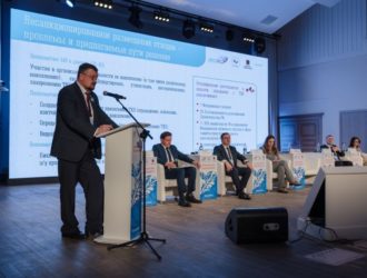 Глава Топкинского округа поделился с регионами России опытом санитарной очистки города