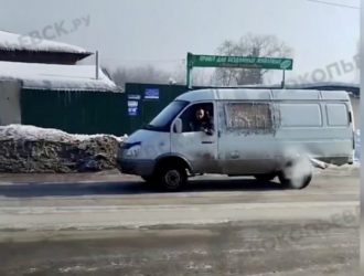 В Кузбассе автомобилиста оштрафовали за грубые слова в адрес женщины