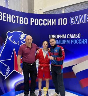Кузбасские самбисты завоевали серебряные медали на первенстве России
