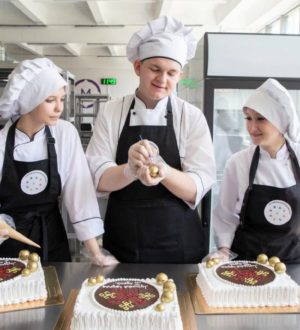 Более 1,1 тысячи студентов в Кузбассе получают профессии и специальности в сфере туризма