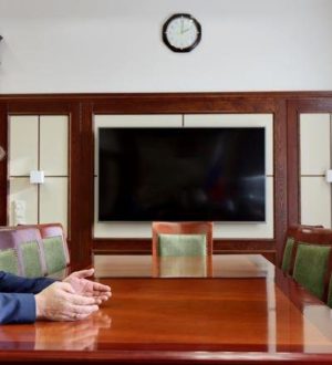 Анатолий Серышев и сенатор Алексей Синицын обсудили экономическую политику в Кузбассе и регионах Сибири