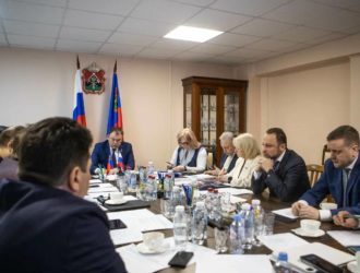 Илья Середюк встретился с сенаторами РФ и депутатами Госдумы от Кузбасса