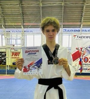 14 медалей завоевали кузбасские каратисты на открытом Кубке Сэйкен в Москве