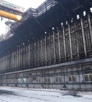 Металлурги Кузбасса выдали первый кокс на новой коксовой батарее
