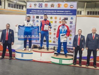 Кузбасские спортсмены завоевали награды на всероссийских соревнованиях по гиревому спорту