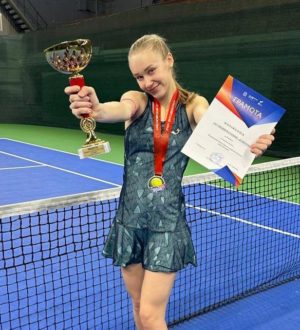 Кемеровчанка Софья Загуменнова выиграла чемпионат Красноярского края по теннису