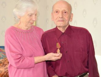 В Кузбассе проходят вручения юбилейной медали «80 лет Победы в Великой Отечественной войне 1941 – 1945 гг.»