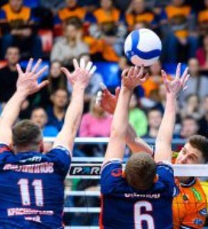 Волейбольный «Кузбасс» в драматичной борьбе проиграл первый квалификационный матч «Енисею»