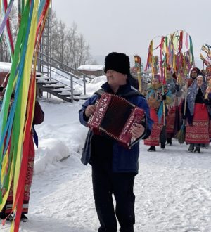 Задорно, ярко и вкусно: в Новокузнецке на крепости проводили зиму