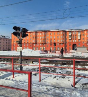 Поезд насмерть сбил пенсионера в Прокопьевске