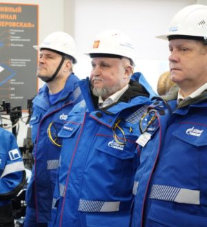 Министр энергетики РФ Сергей Цивилев и губернатор Кузбасса Илья Середюк осмотрели современный топливный терминал в Кемерове