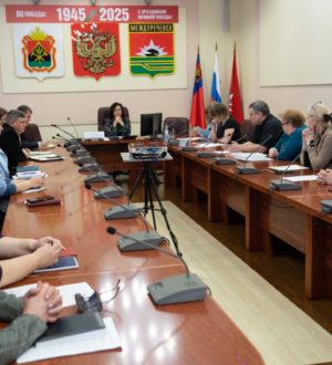 Работу проблемных управляющих компаний обсудили в четырех территориях региона