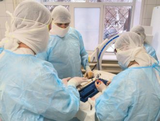 Кузбасские врачи впервые применили передовую методику хирургического лечения