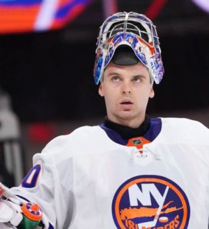 Илья Сорокин признан первой звездой матча НХЛ