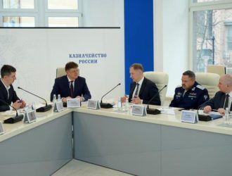 Полпред и руководитель Федерального казначейства обсудили исполнение бюджетов регионов СФО