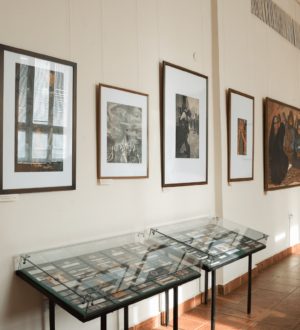 В Новокузнецке открылась масштабная выставка к 80-летию Победы