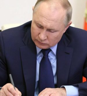 Трое кузбассовцев отмечены государственными наградами