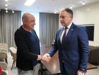 Губернатор Кузбасса познакомился с создателем «Хора Турецкого»