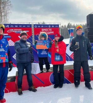 При поддержке СУЭК-Кузбасс и Фонда Мельниченко кузбасские спортсмены приняли участие в соревнованиях «Лыжи Мечты» на Танае»