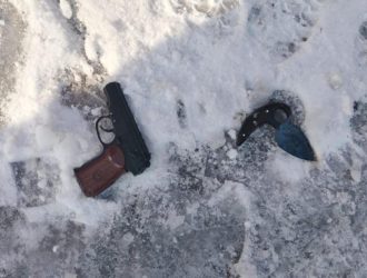 Стрелял из пистолета, потом ранил ножом: в Кузбассе задержали неадекватного мужчину