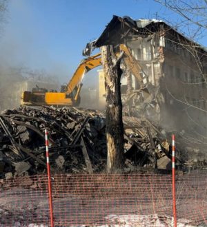 В Новокузнецке снесли пять многоквартирных домов