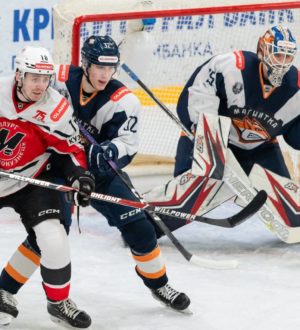 Новокузнецкий «Металлург» вырвал одну победу в противостоянии с «Магниткой»