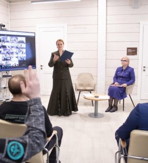 В рамках рабочего визита Анна Цивилева посетила филиал фонда «Защитники Отечества» в Кемерове
