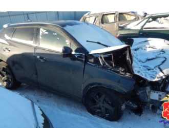 Угнал автомобиль и врезался в столб: в Белове задержали подозреваемого из Ульяновской области
