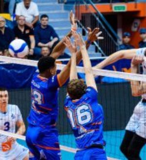 Волейбольный «Кузбасс» вчистую проиграл первый матч плей-офф Кубка России