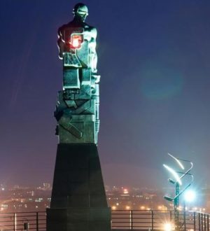 Создателю символа Кузбасса Эрнсту Неизвестному 100 лет