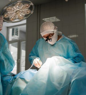 Кузбасские медики спасли пережившего несколько инсультов пациента