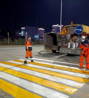 В Кемерове начали наносить дорожную разметку