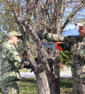 Более 150 тысяч кузбассовцев присоединились к масштабному субботнику