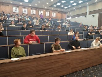 В Госдуме предложили засчитывать учебу в педвузе в трудовой стаж