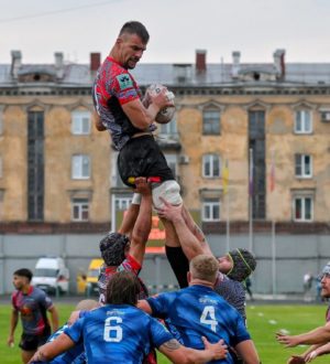 Игроки регбийного “Металлурга” пожаловались губернатору на невыплату зарплаты за несколько месяцев