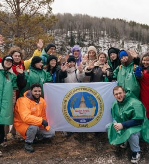 200 студентов из регионов России прошли с экскурсией по Гурьевскому округу — Молодежной столице Кузбасса 2025 года