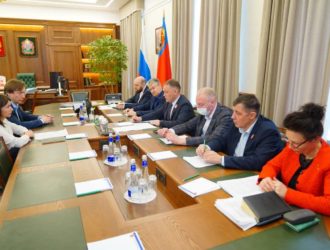 Губернатор Кузбасса провел рабочую встречу с руководством компании «Чистый город Кемерово»