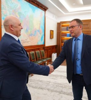 Губернатор Илья Середюк встретился с новым директором филиала «Ростелеком» в Кузбассе Василием Винниковым