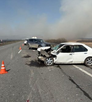 На трассе в Кузбассе столкнулись семь автомобилей