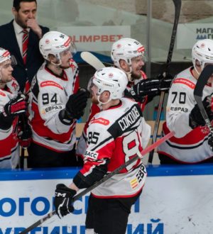 Новокузнецкий «Металлург» вырвал третью победу в серии с «Магниткой»