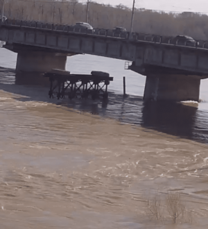 За сутки уровень рек на юге Кузбасса стремительно вырос