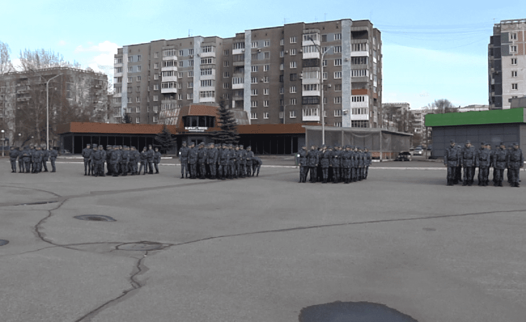 В Новокузнецке стартовали репетиции торжественного парада к 9 мая