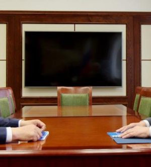 Вопросы транспортной безопасности в Сибири обсудили Анатолий Серышев и Юрий Рожко